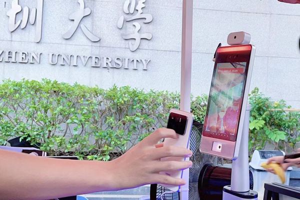 智能門(mén)禁管理系統(tǒng)走入校園，助力疫情防控