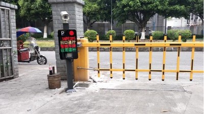 盎柒工廠車(chē)牌門(mén)禁無(wú)法識(shí)別的問(wèn)題講解
