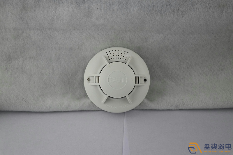 小區(qū)為什么必須安裝煙霧報警器？