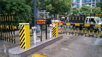 什么是智慧小區(qū)月卡型停車(chē)管理系統(tǒng)？
